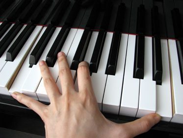 piano left hand