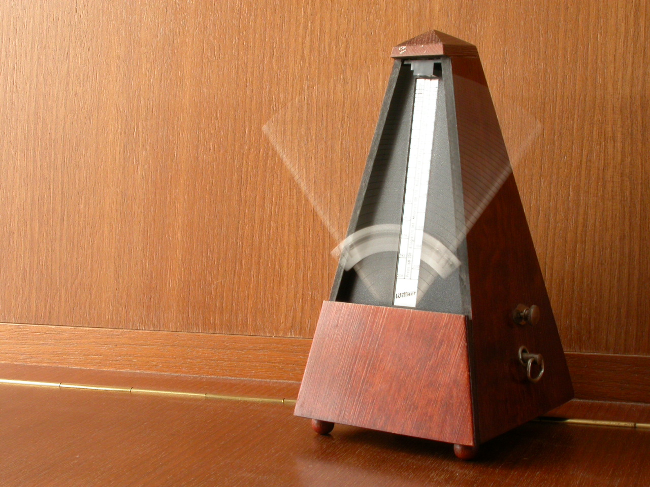 piano metronome